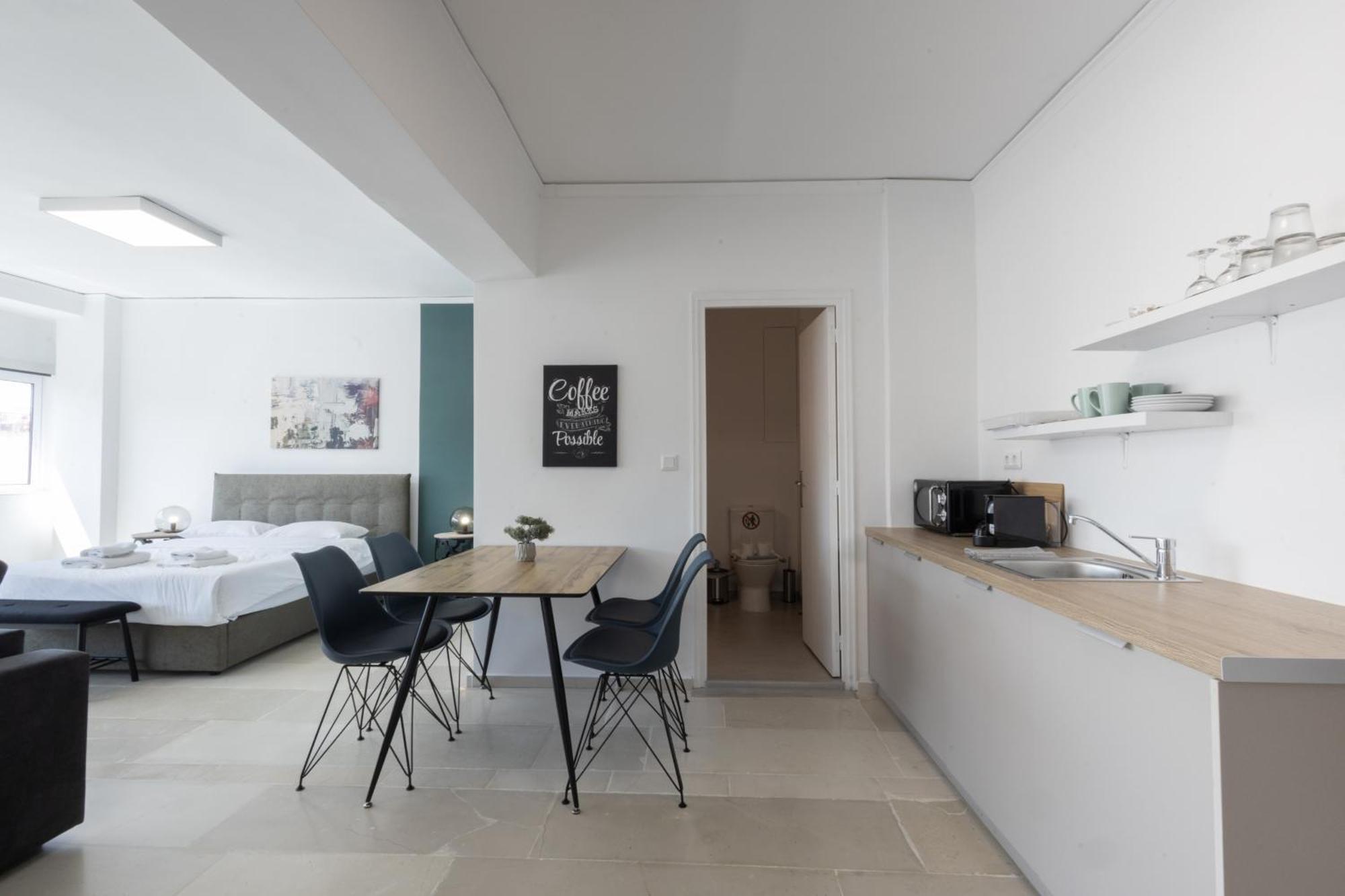 אתונה Spacious Urban Retreat Central 2-Bedroom Haven For 8 מראה חיצוני תמונה
