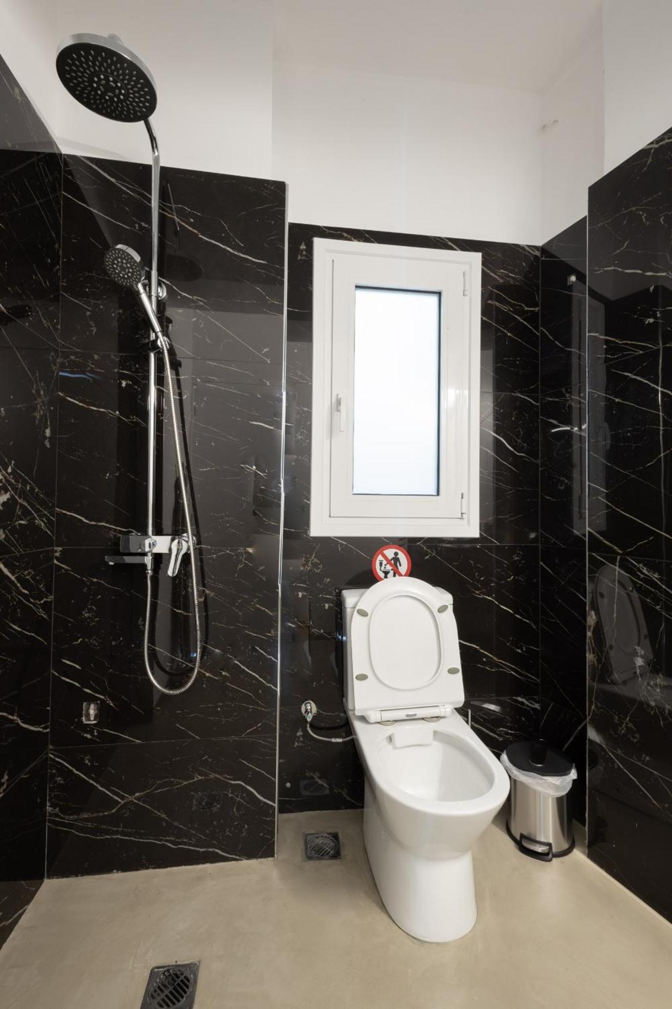 אתונה Spacious Urban Retreat Central 2-Bedroom Haven For 8 מראה חיצוני תמונה